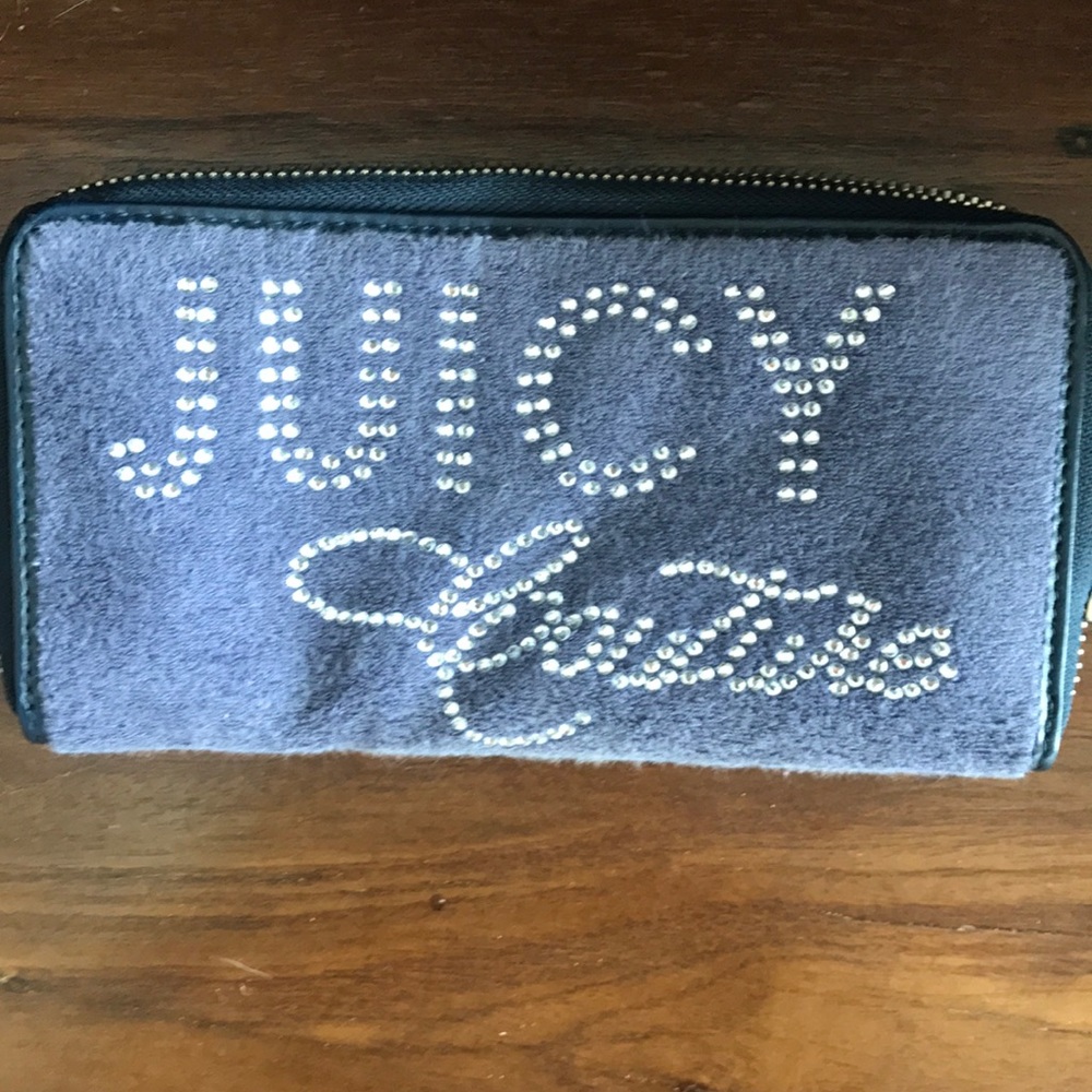 Juicy couture wallet